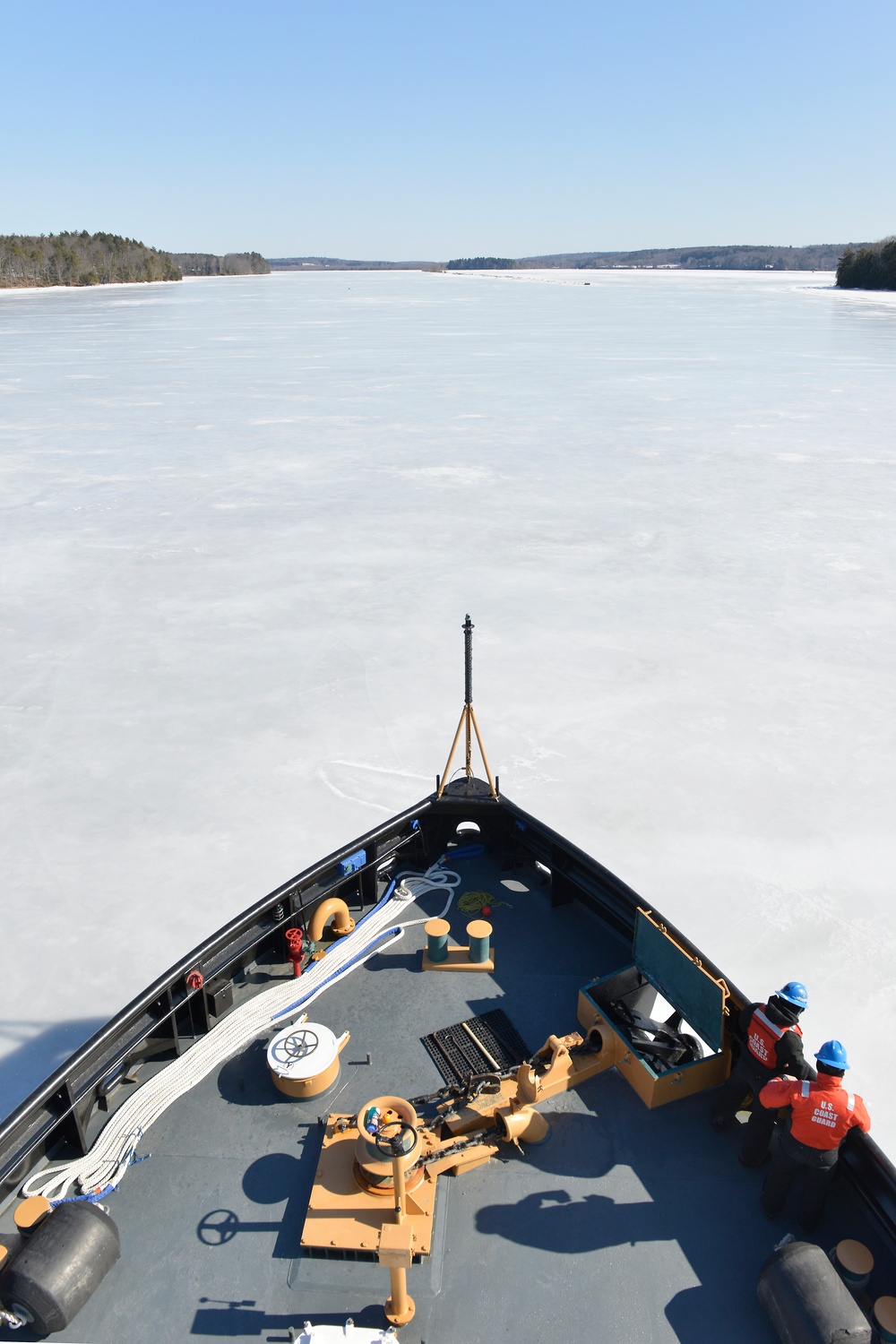 CGC Thunder Bay conducts Kennebec River Breakout