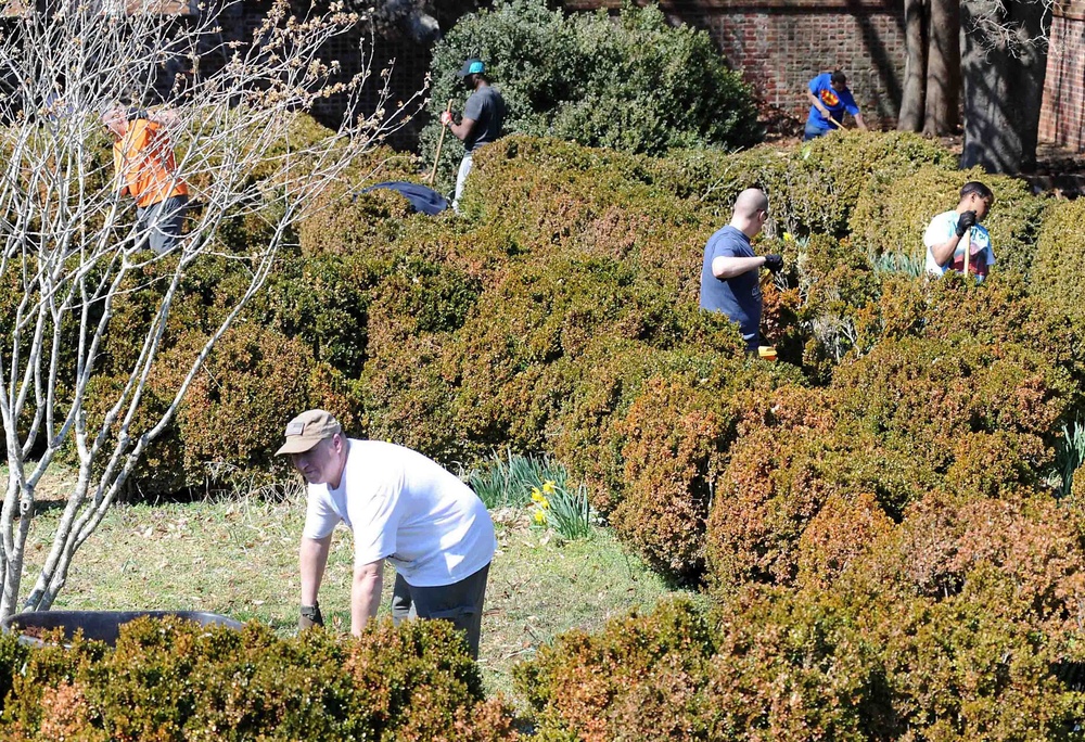 Joint Task Force Civil Support helps preserve historic Nelson House