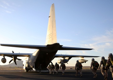 Recon Marines take to skies during double-bag static line course