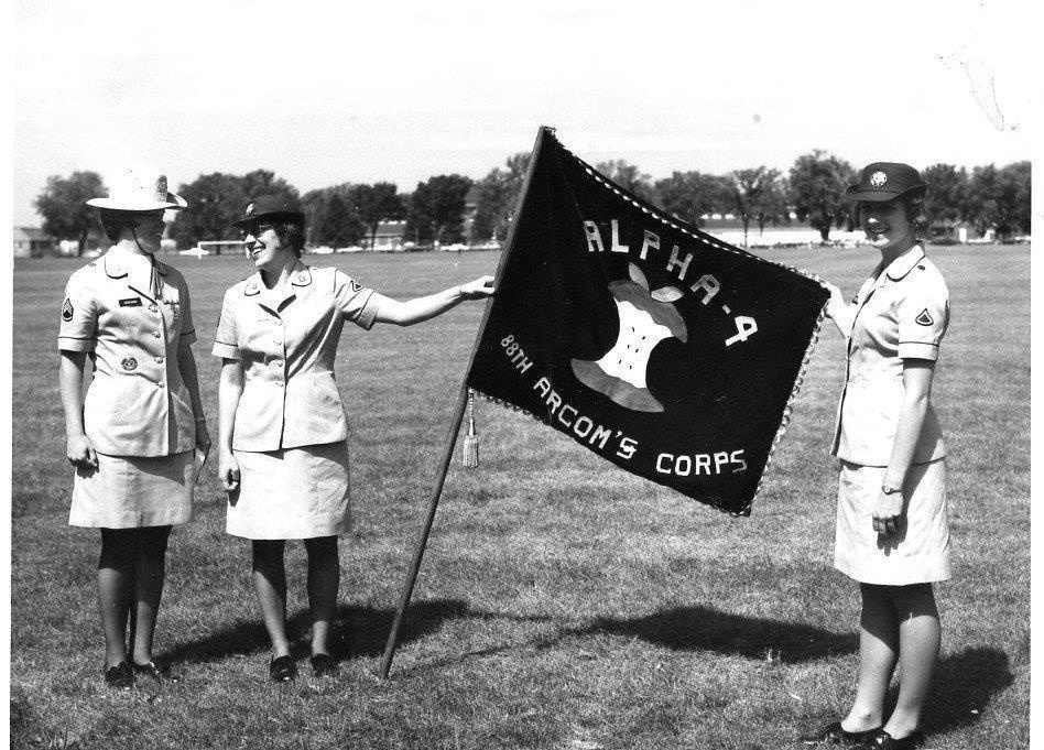 88th ARCOM female platoon