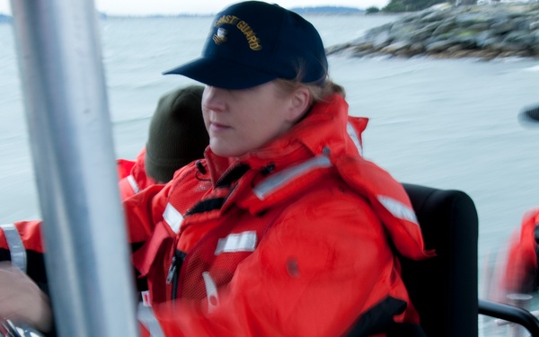 Coast Guard Pacific Strike Team, EPA, in joint-agency cleanup