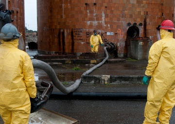 Coast Guard Pacific Strike Team, EPA, in joint-agency cleanup