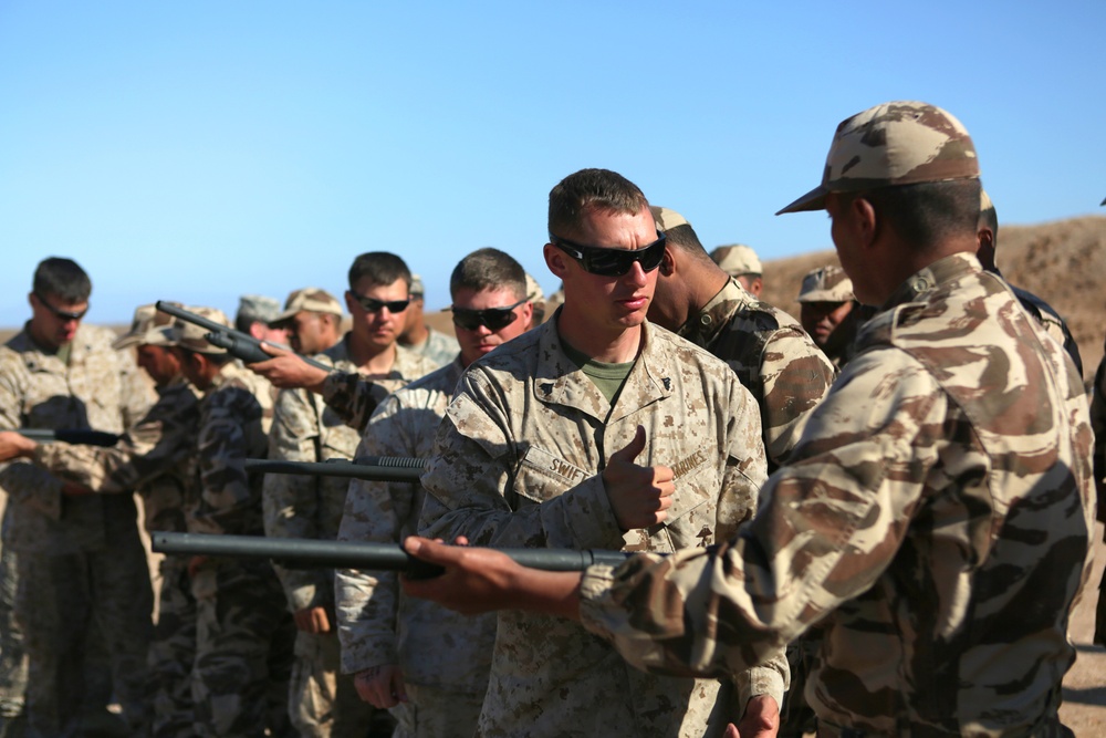 US, Moroccan military personnel refine escalation-of-force tactics during African Lion 14