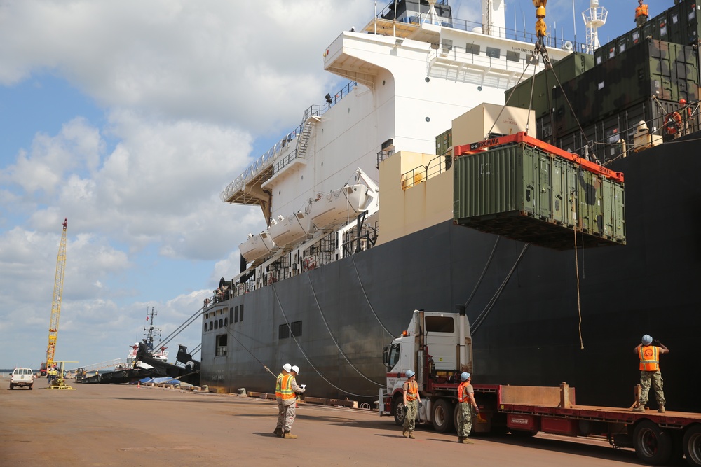 Marines offload MRF-D gear off of USNS 2nd Lt. John P. Bobo