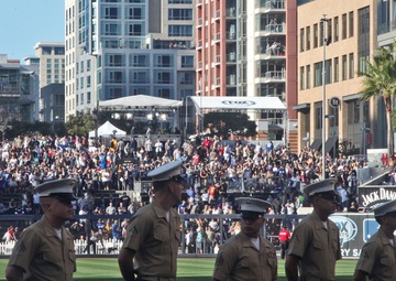 Padres salute troops on Opening Day