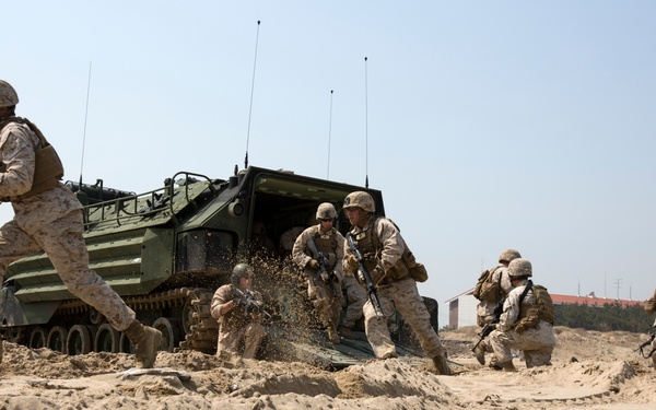 Australia, US Amphibious Landing Exercise, Ssang Yong 14