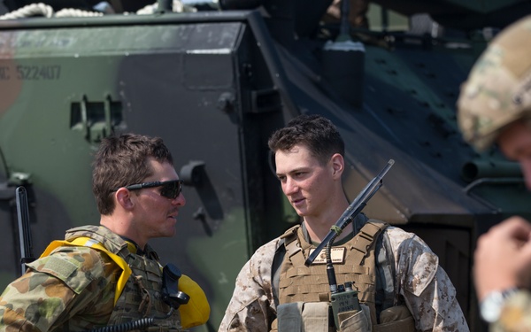 Australia, US Amphibious Landing Exercise, Ssang Yong 14