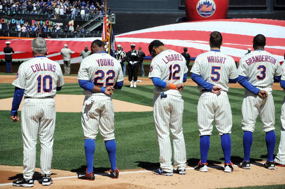 DVIDS Images New York Mets opening day [Image 3 of 8]