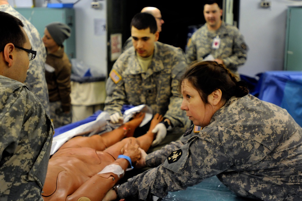 Combat Support Hospital saves soldiers