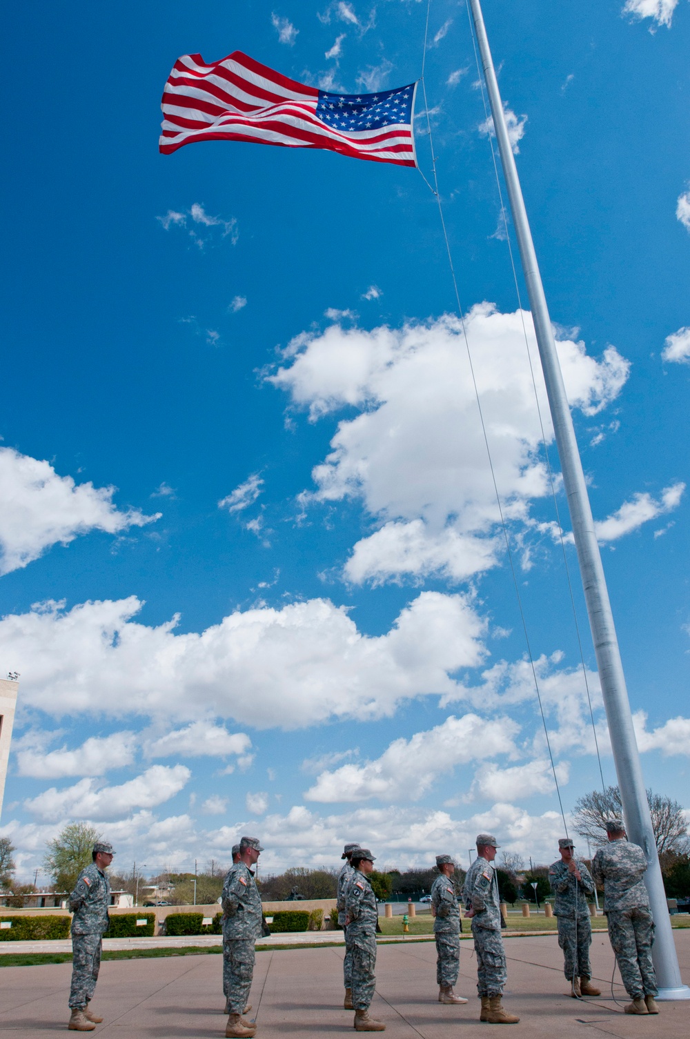 Retreat ceremony honors the National Colors daily