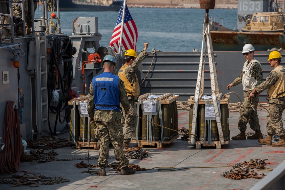 Ammunition Off-load during Ssang Yong 14