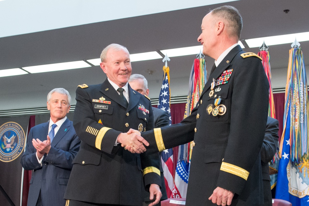 Head of NSA, CYBERCOM retires after 40 years of military service