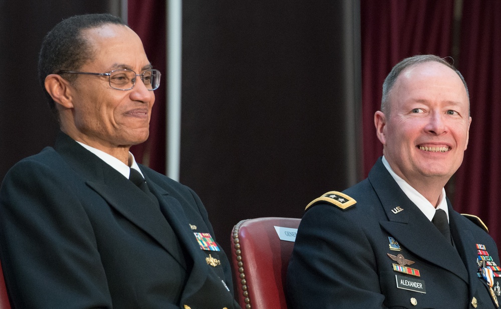 Head of NSA, CYBERCOM retires after 40 years of military service