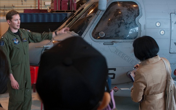 NAF Atsugi Twitter tour