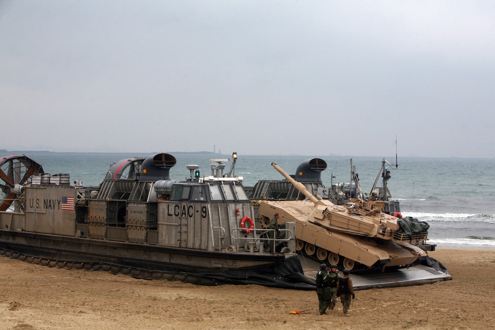 Bring forth the tanks, Ssang Yong 14