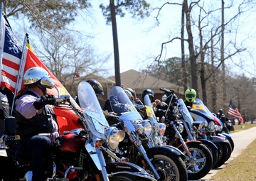 Marines say thank you to Patriot Guard Riders