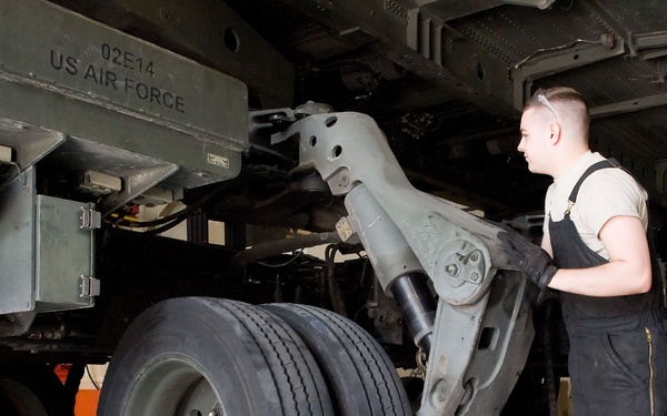 MHE Section preps Tunner 60K for shipment