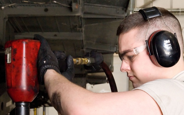 MHE Section preps Tunner 60K for shipment