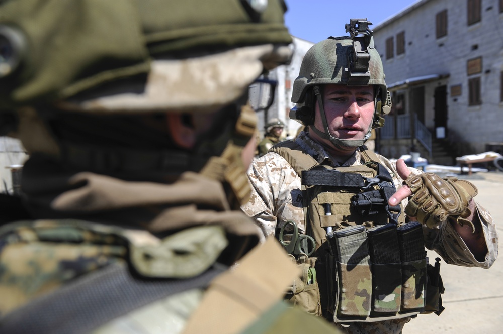 Finance Marines conduct field Op