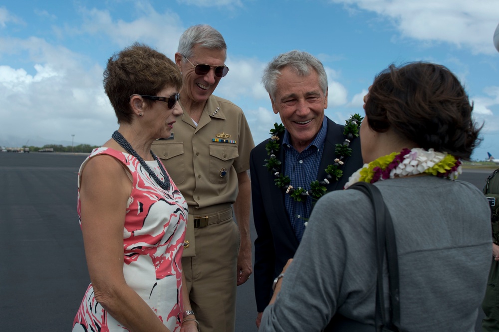 Chuck Hagel visits US Pacific Command