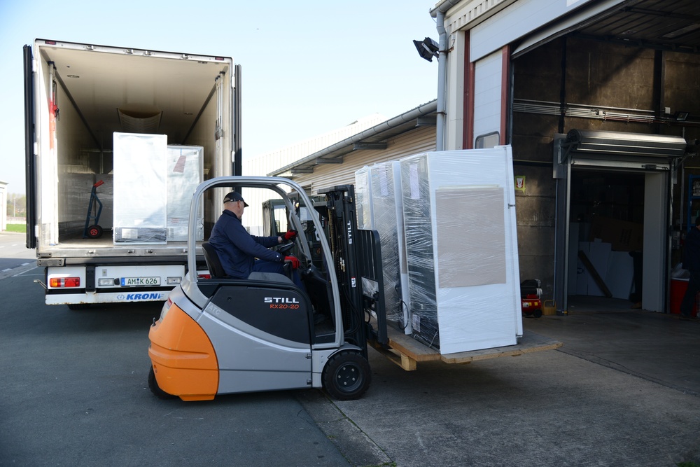 CFMO furniture unloading