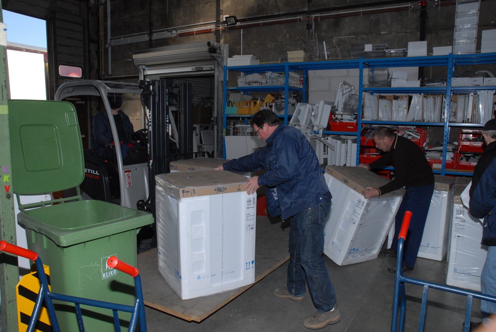 CFMO furniture unloading