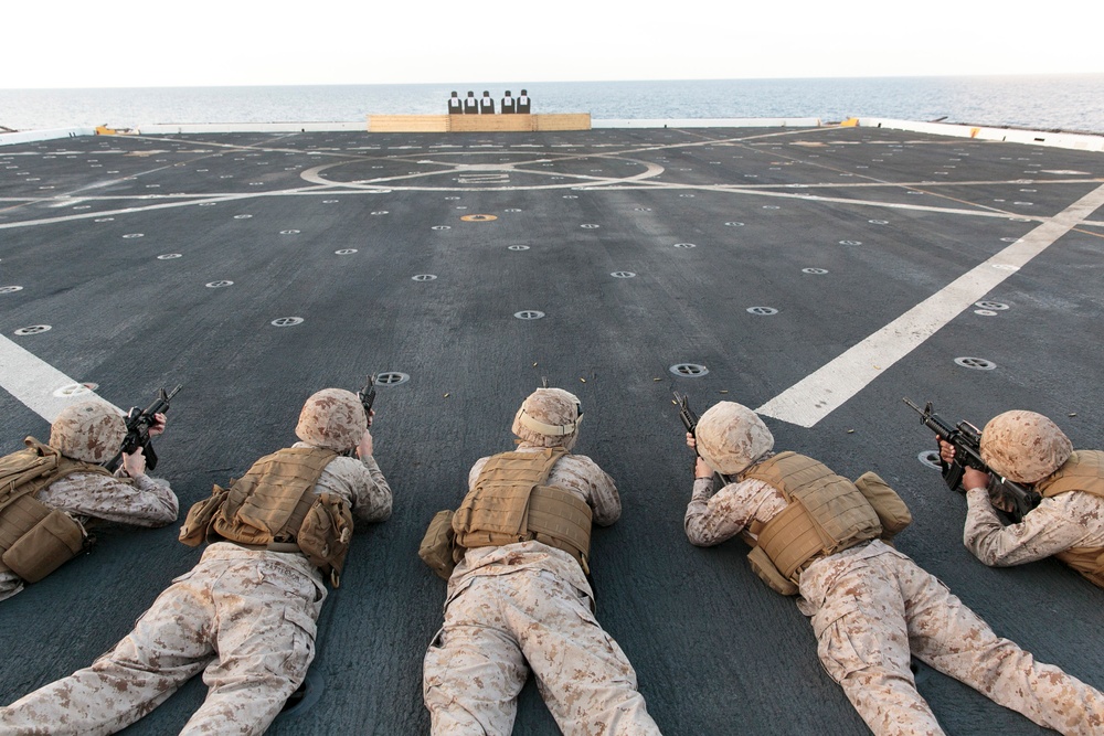 Mesa Verde Marines refine their rifle sights