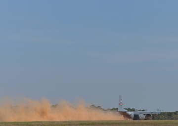 Georgia Air Guard pilots perform combat take-offs and landings close to home