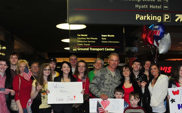 171st Civil Engineer Squadron welcomes members home