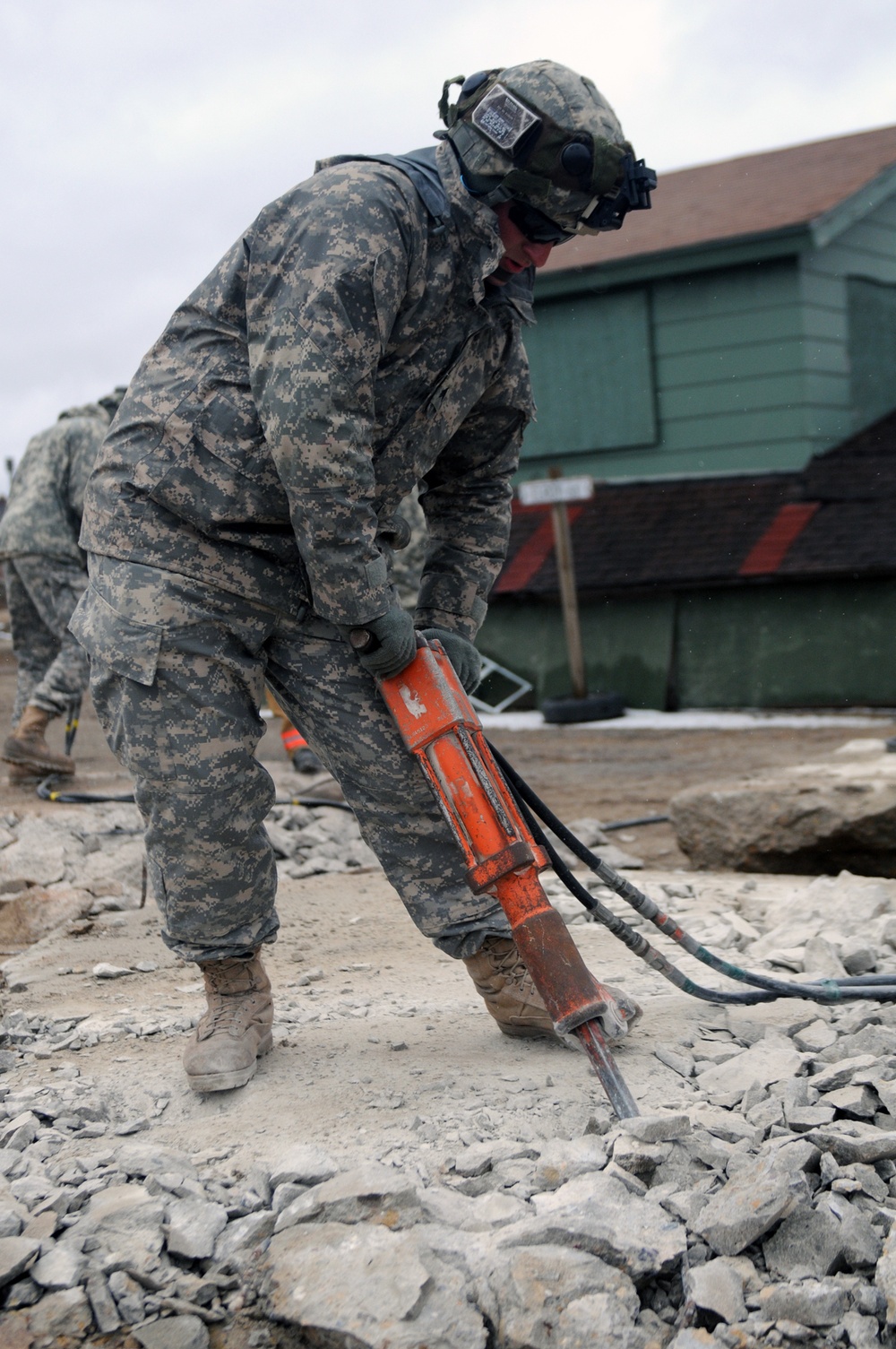 Combat engineers ‘React’ with recovery training