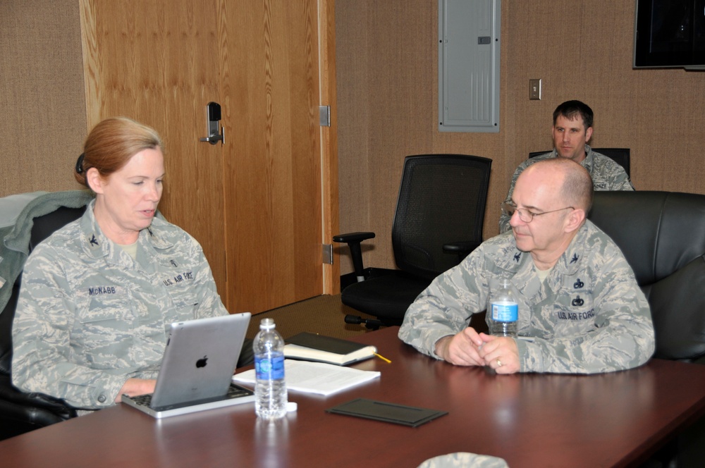 Col. Connie McNabb visits 181st Intelligence Wing