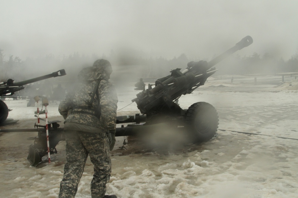 New York Army Guard artillerymen fire big guns at Fort Drum