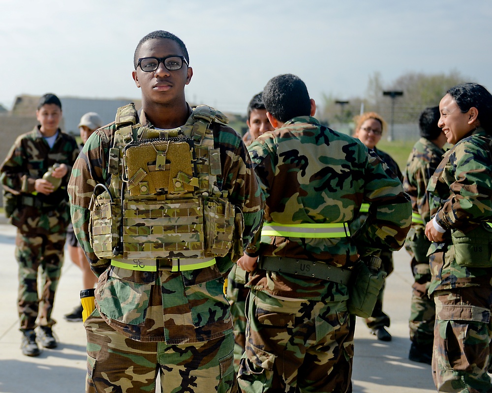 JROTC cadets learn about never giving up