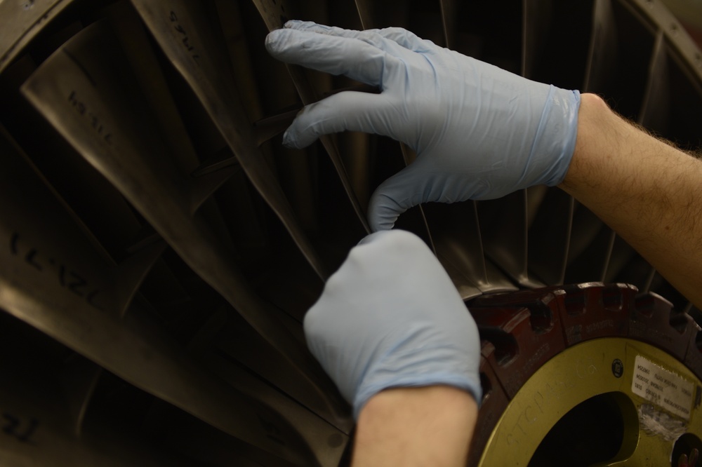 Saber units get the point: 52nd Component Maintenance Squadron