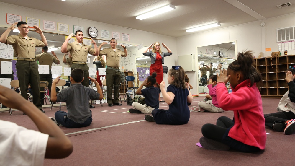 Marines visit Oak Roads, share experiences about jobs