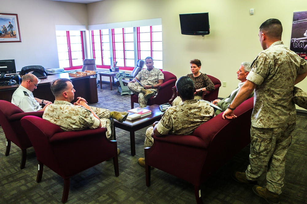 Under Secretary of Defense Visits Camp Pendleton