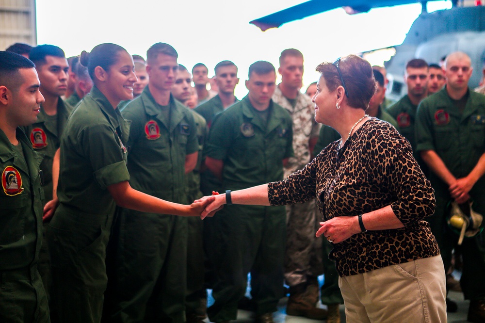 Under Secretary of Defense Visits Camp Pendleton