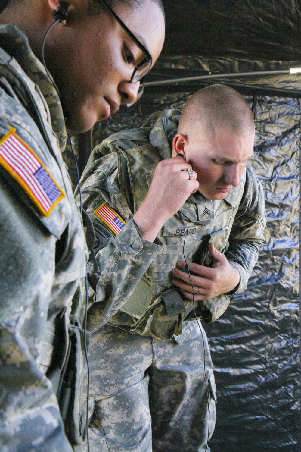 Paratroopers conduct training using the emWave system