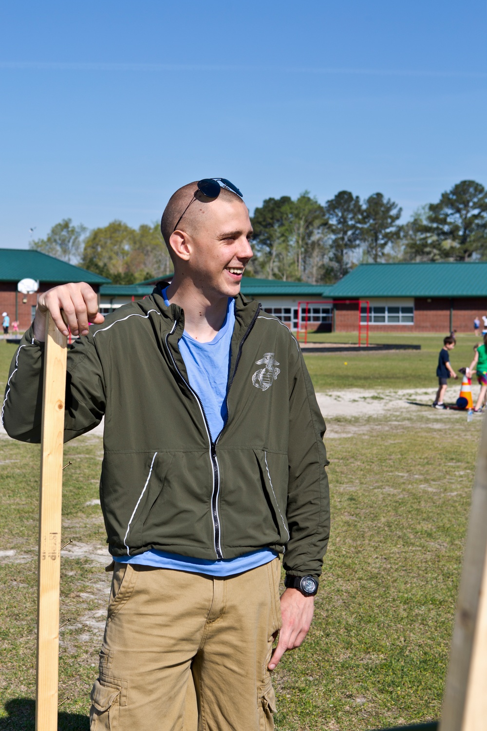 MWHS-2 volunteers at Creekside Elementary School