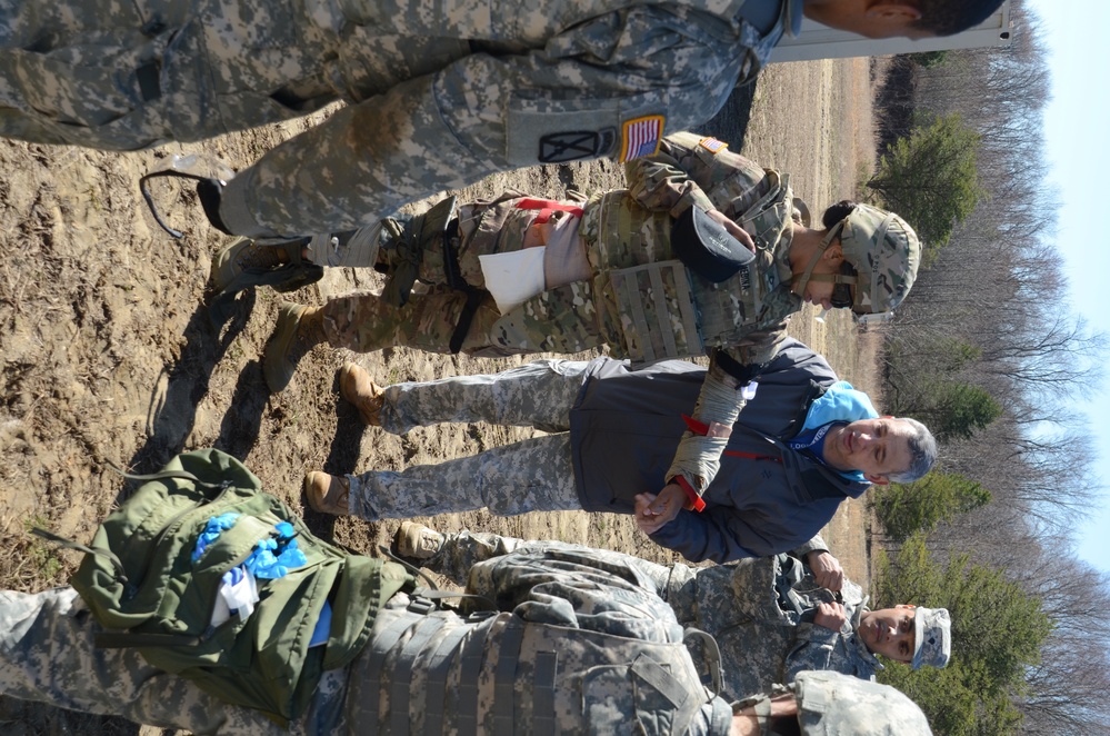 JB-MDL Combat lifesaver obstacle course gives chemical, finance Soldiers realistic training