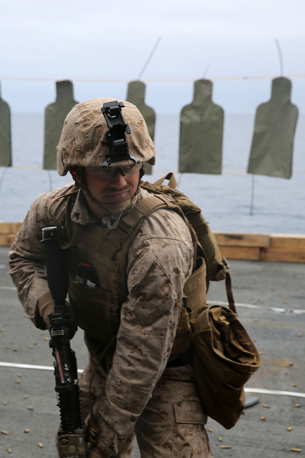 11th MEU raid force conducts live-fire training at sea