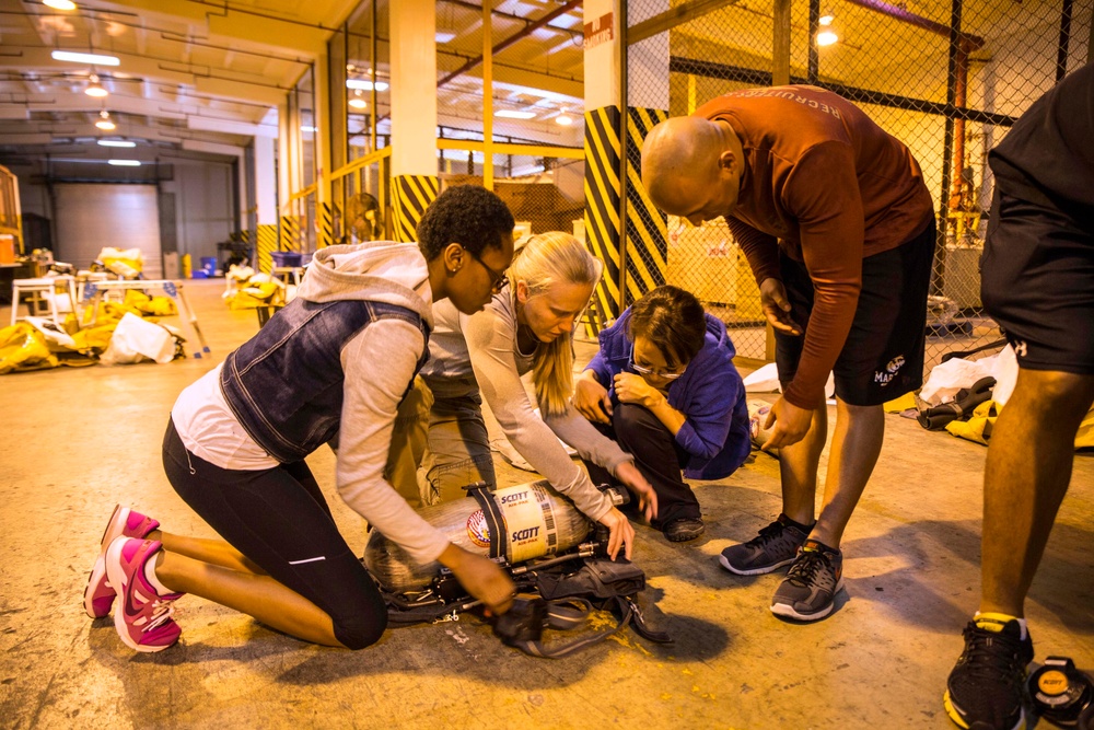 Marines, civilians help environment via hazardous waste course