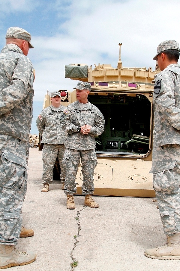 FORSCOM CSM visits Lancer Soldiers, tours equipment