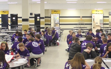 Mt. Juliet Middle School celebrates Purple Up Day