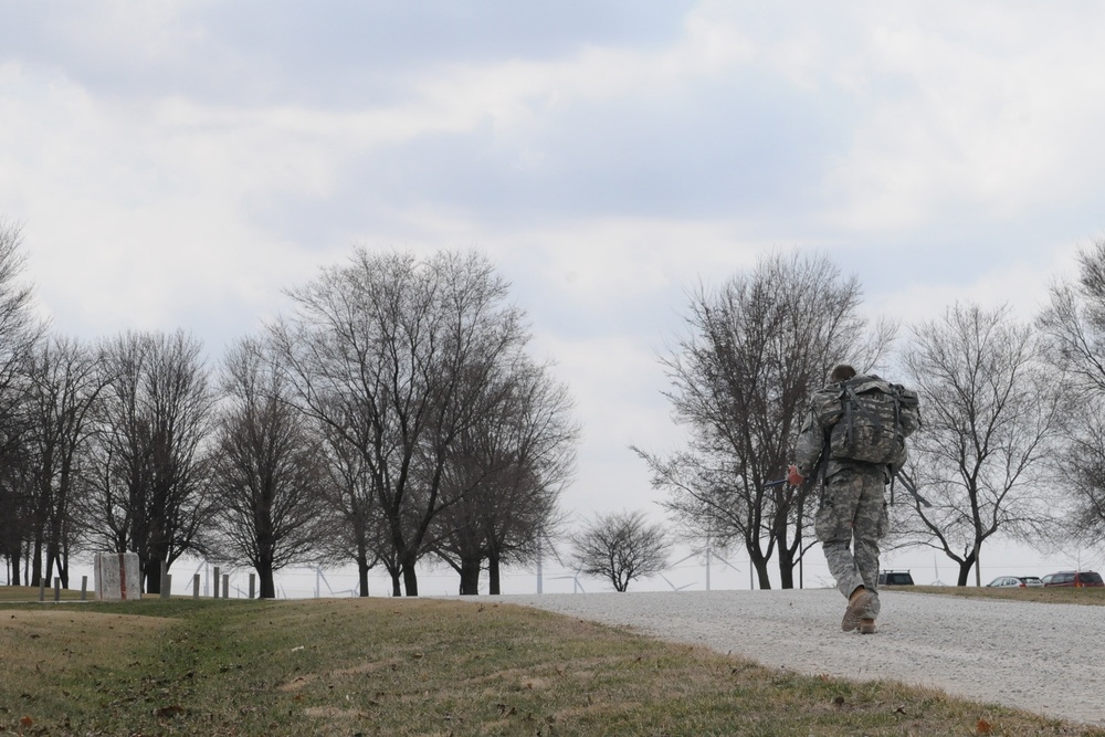Illinois Special Forces Company conducts assessment