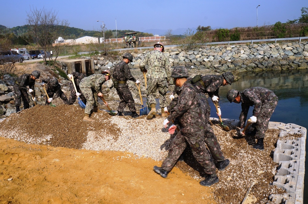 NMCB 1, ROK Sailors continue work in Korea