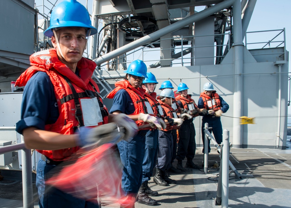 USS Gunston Hall action