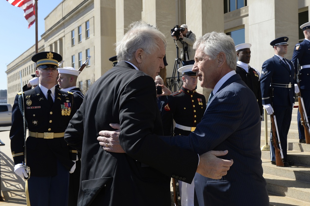 Armed Forces Full Honor Cordon