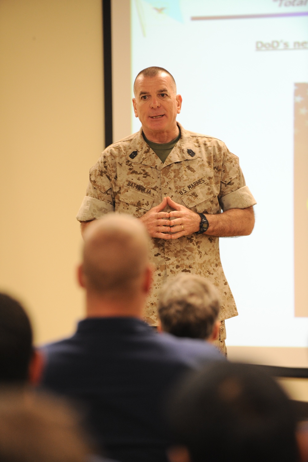 Senior enlisted adviser to the chairman of the Joint Chiefs of Staff visits USCG unit