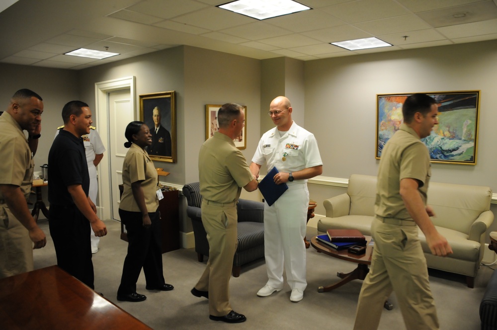 Navy and Marine Corps Commendation Medal presentation